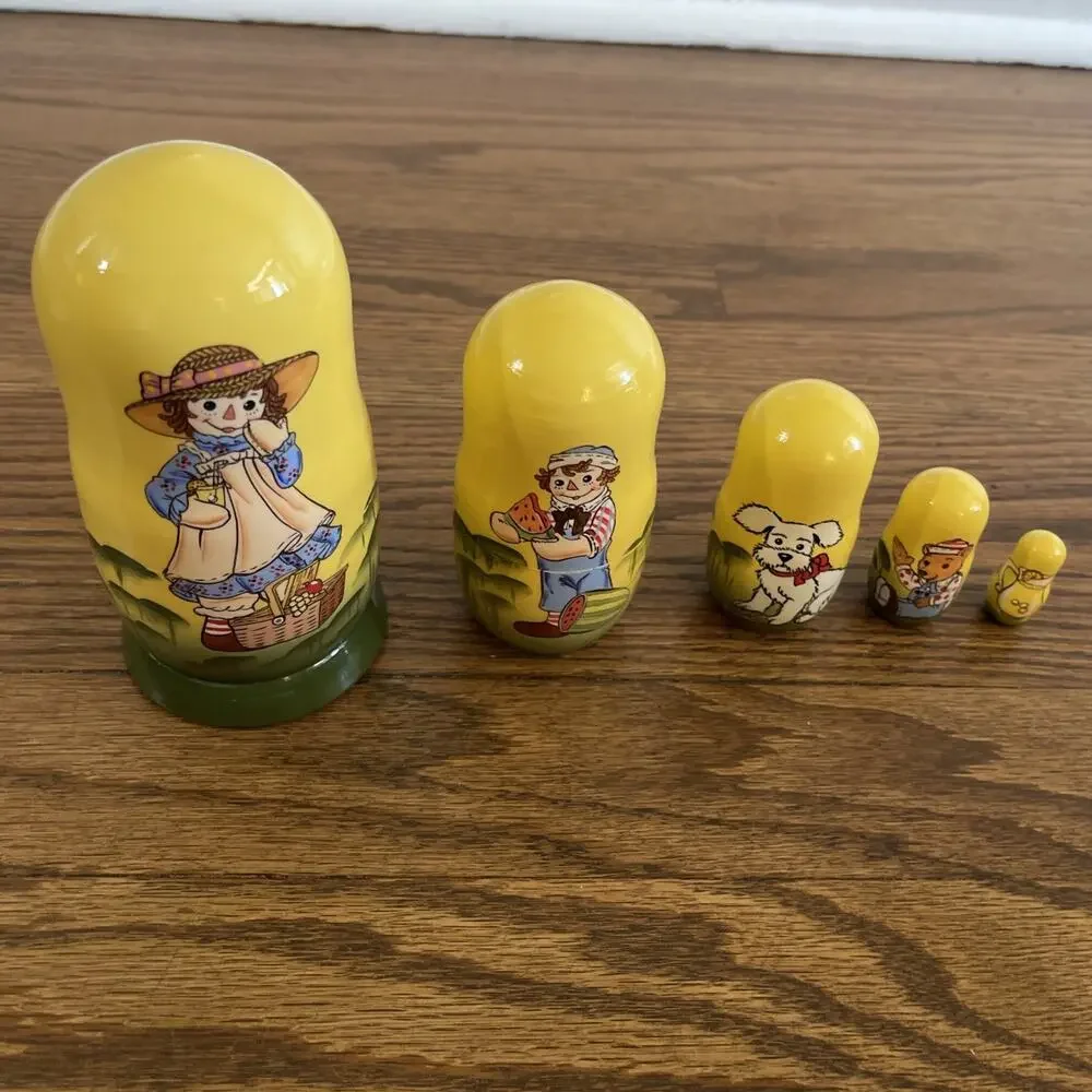 Raggedy Ann Nesting Dolls Russian Golden Cockerel 5 Piece Wooden Hand Painted